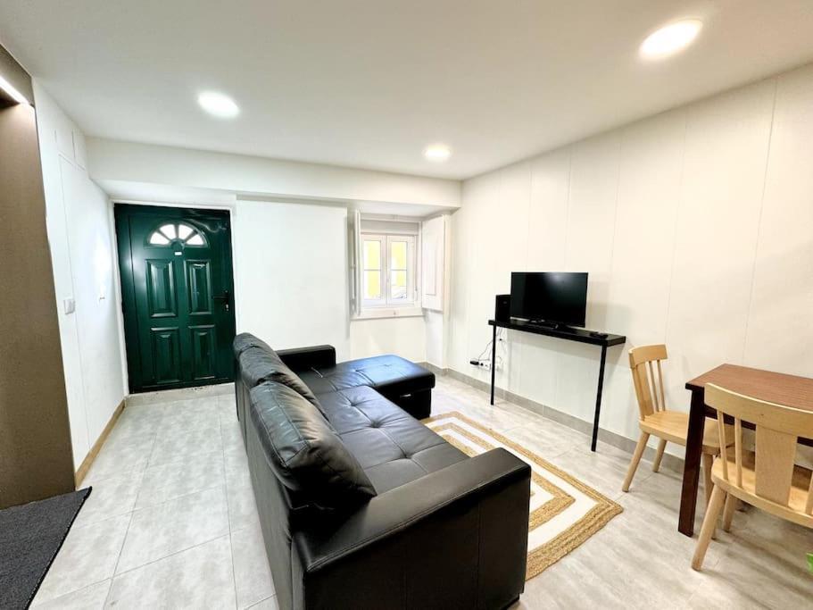 Apartamento Aconchegante Bairro Alto Lisboa Dış mekan fotoğraf